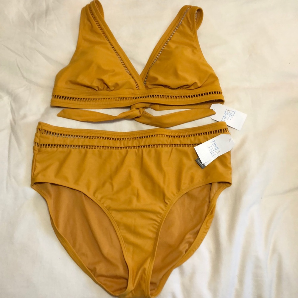 NWT Time and Tru Golden Mustard Bikini Top Size L
